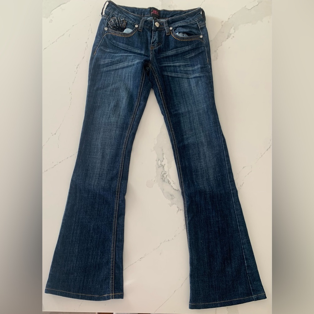 Low waisted women’s bebe jeans